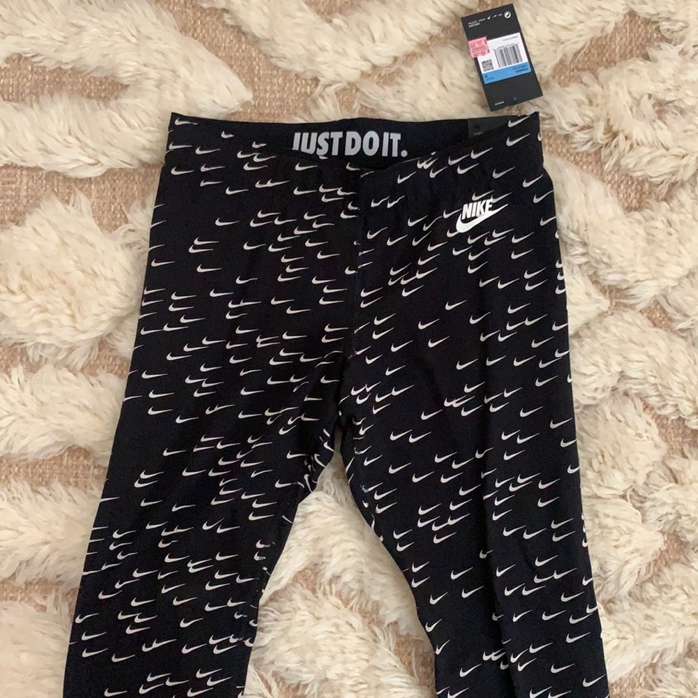 Nike leggings